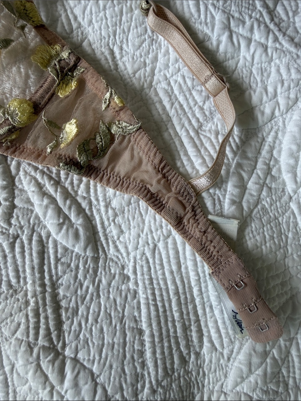 Parisa Nude Lace Bra & panty lingerie set with yellow embroider flowers nwt - Picture 16 of 16